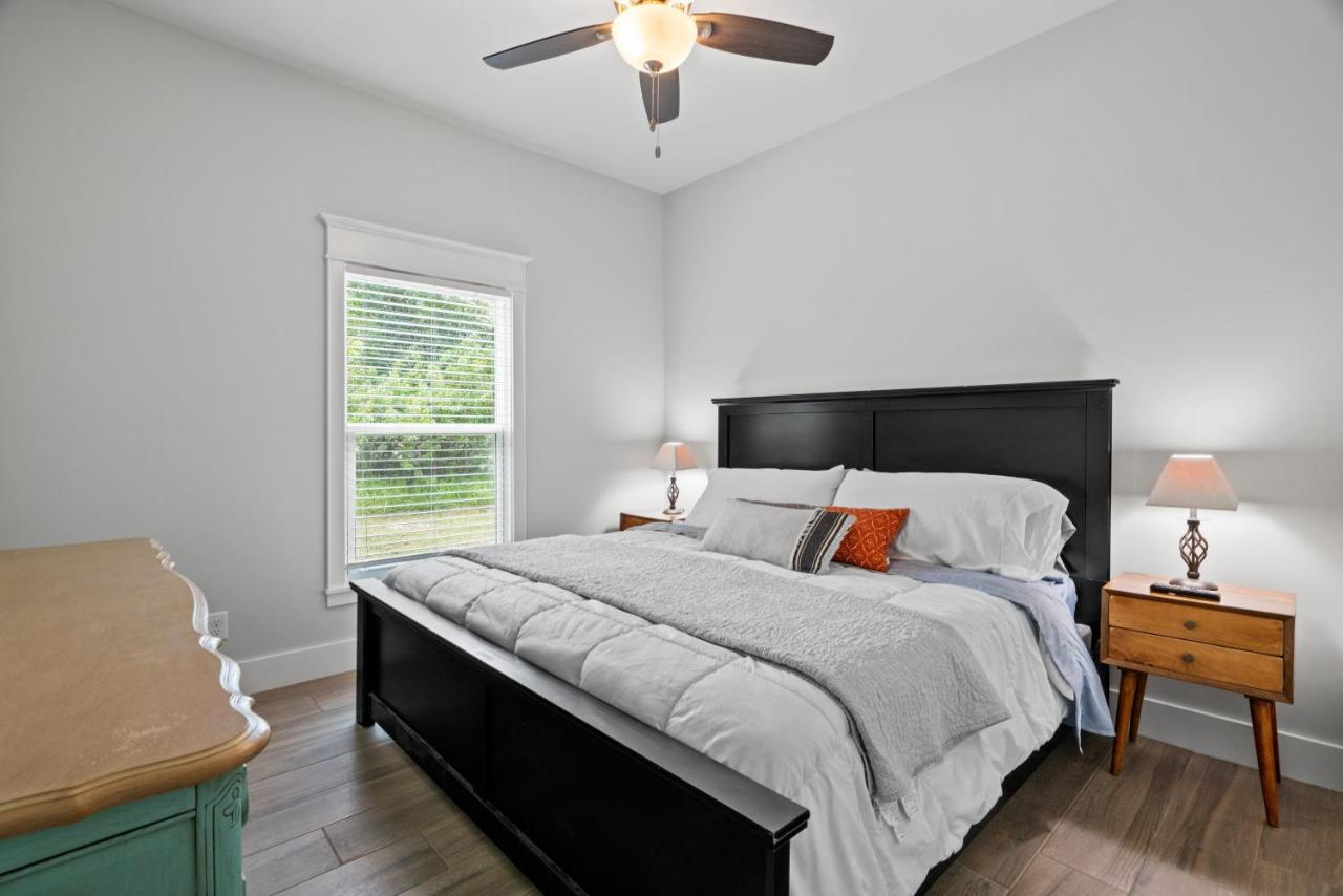 Hibiscus Hideaway Villa Tarpon Springs Exterior photo